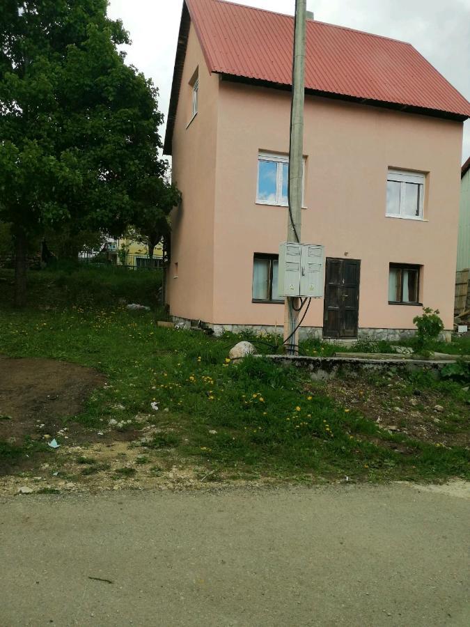 Apartman Dom Zabljak  Luaran gambar